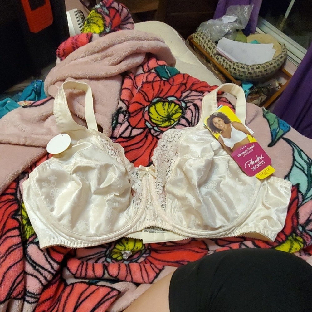 Brand new bra